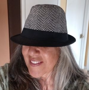 Charming Charlie plaid Fedora Hat
